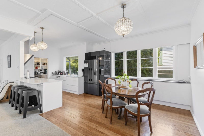47 Gaine Street, New Plymouth, New Plymouth - Carousel 2