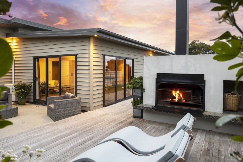 32A Bath Street, Brighton, Dunedin - Carousel 1