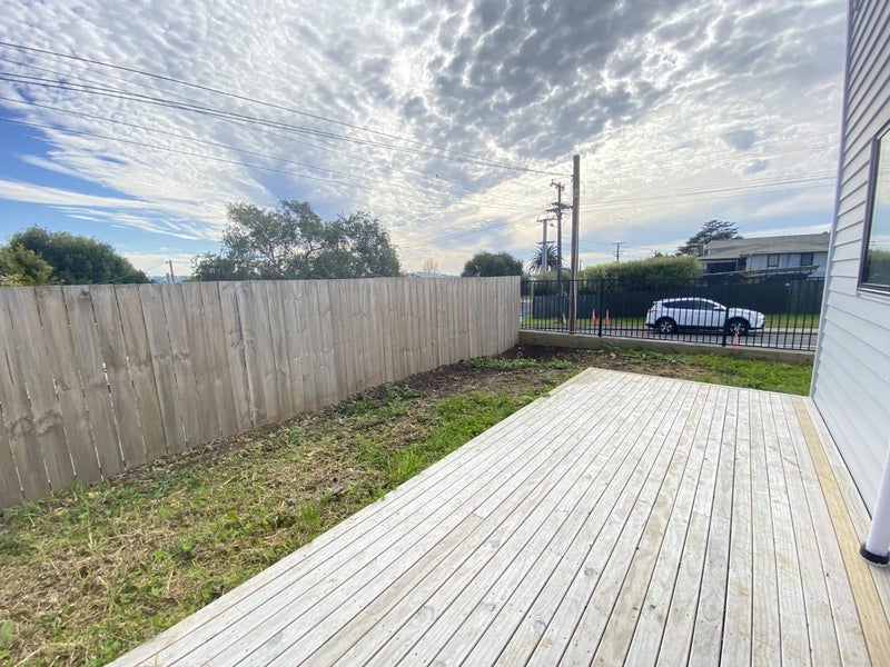 6A Geordie Street, Henderson, Auckland - Carousel 19