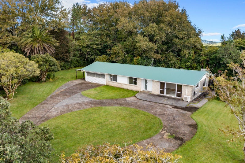 2133 Wiremu Road, New Plymouth - Carousel 1