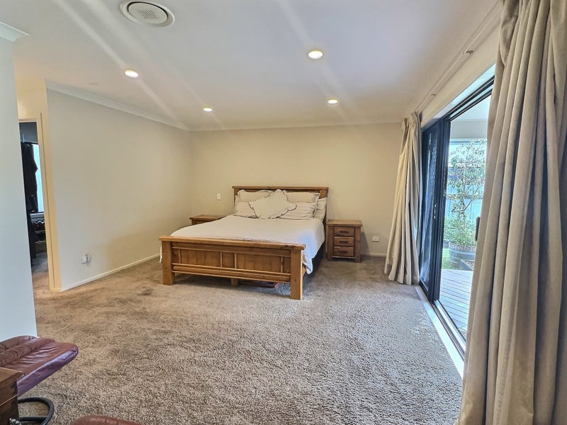 9 Bassett Place, Taradale, Napier - Carousel 16