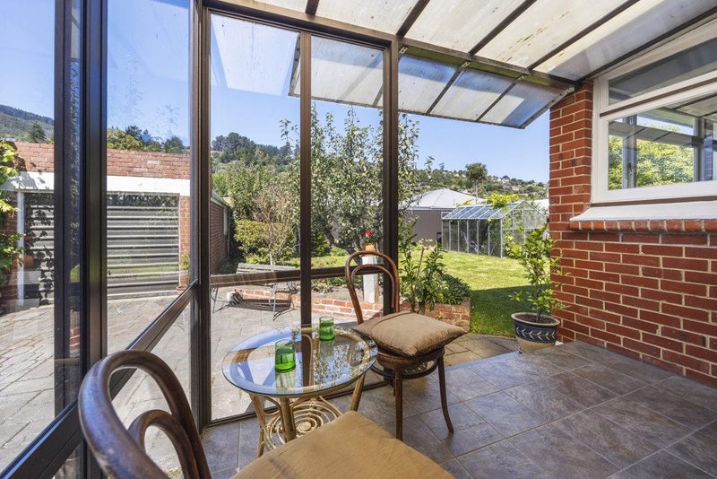 22 Ainslee Place, North East Valley, Dunedin - Carousel 2