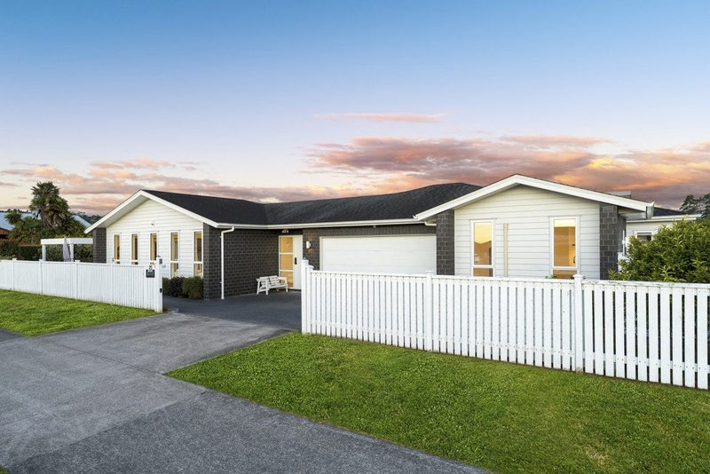 25 Gilbransen Road, Kumeu - Carousel 45