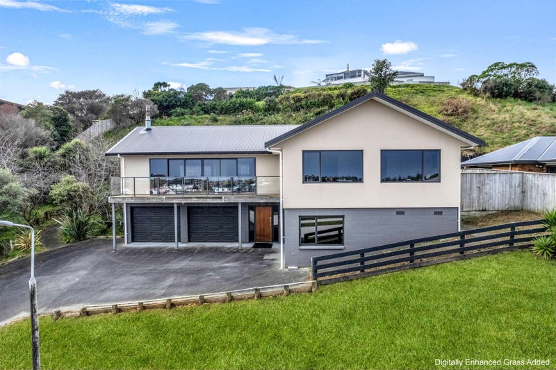 9 Titter Place, Springvale, Whanganui - Carousel 1