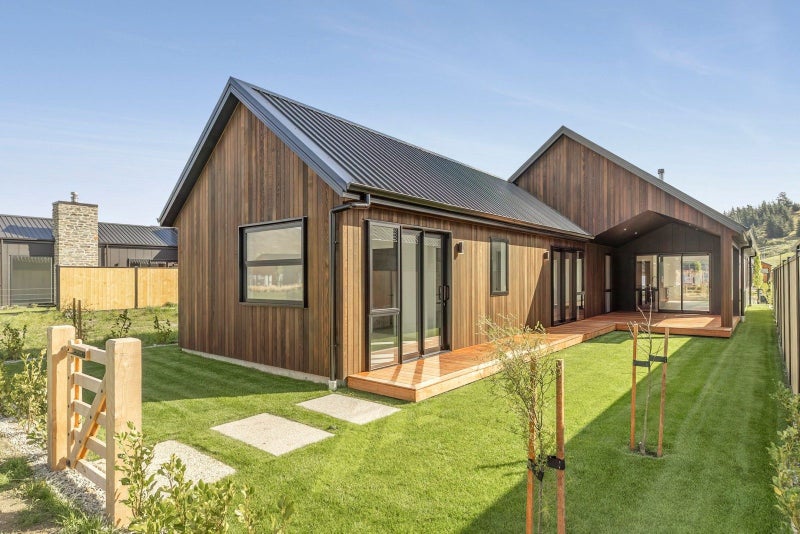 113 Wooing Tree Avenue, Cromwell, Cromwell - Carousel 2