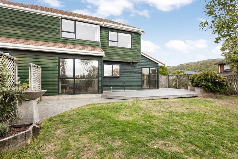 52 Abilene Crescent, Churton Park, Wellington - Carousel 2