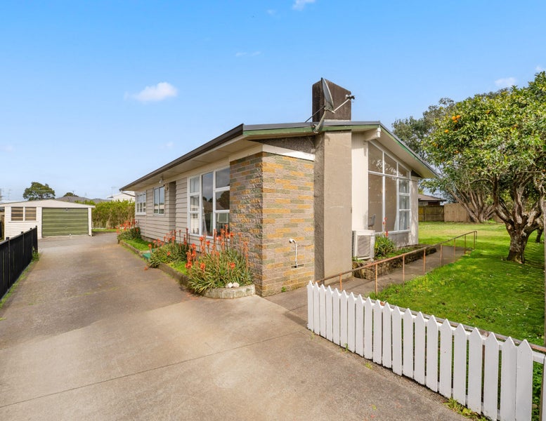 6 Arnhem Place, Pukekohe, Pukekohe - Carousel 1