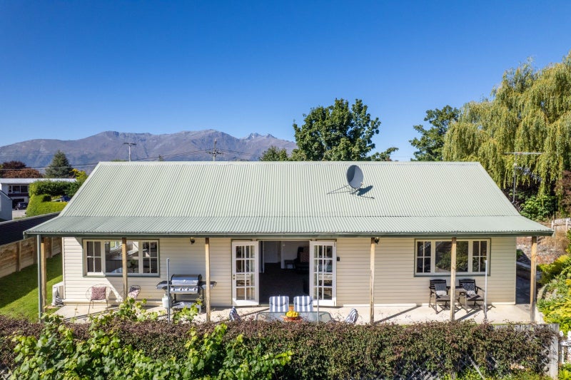 4A Kent Street, Arrowtown, Arrowtown - Carousel 1