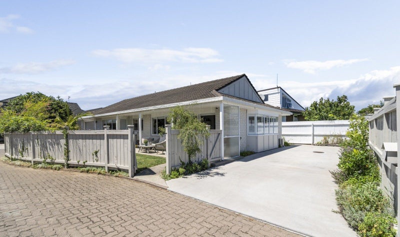 98A Maxwells Road, Otumoetai, Tauranga - Carousel 1