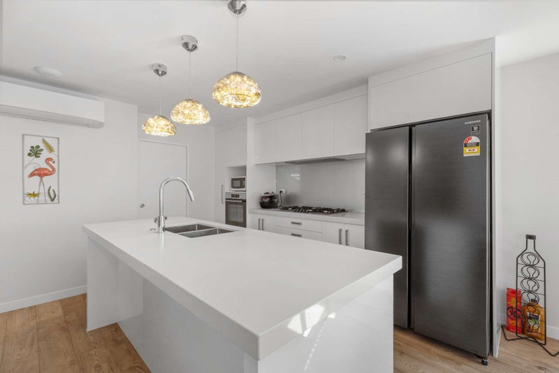 16B Gilfillan Street, Blockhouse Bay, Auckland - Carousel 2