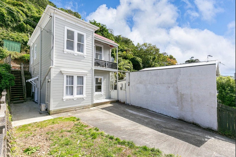 36A Reuben Avenue, Brooklyn, Wellington, Wellington - Carousel 1