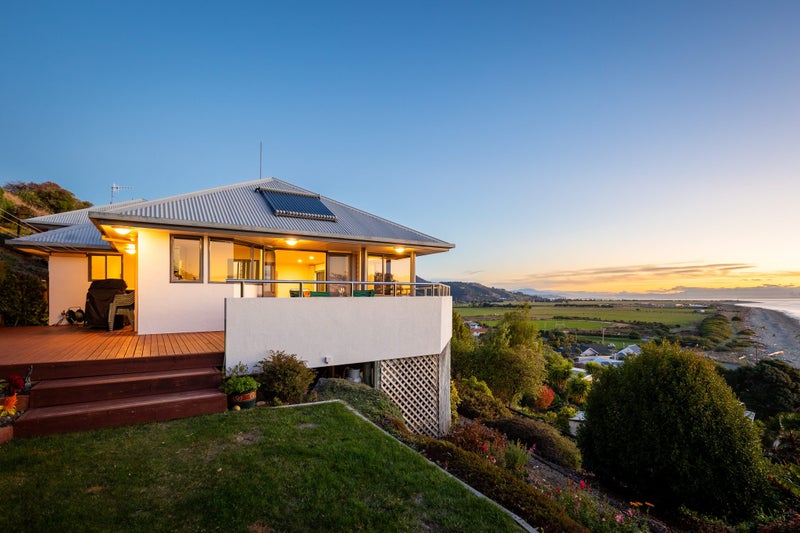 50 Athol Street, The Glen, Nelson, Nelson / Tasman - Carousel 2