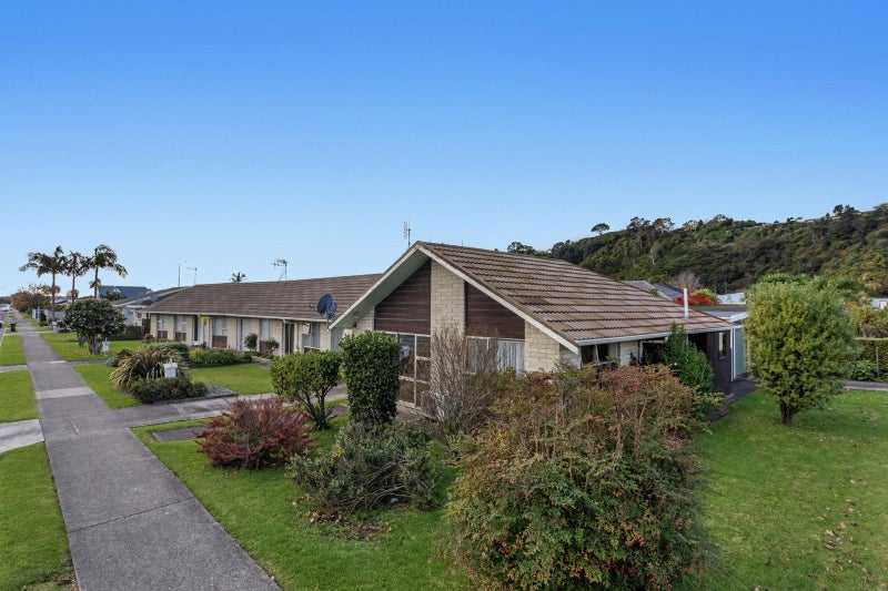 22 Simpkins Street, Whakatane - Carousel 1