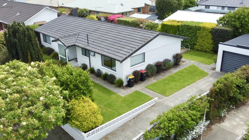 52 Newcastle Street, Windsor, Invercargill - Carousel 1