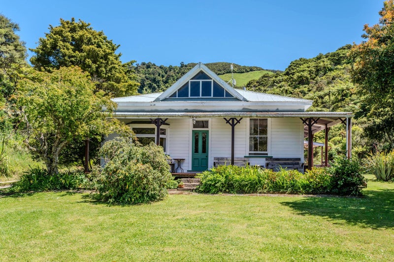 839 Collingwood-Puponga Main Road, Collingwood, Collingwood - Carousel 1
