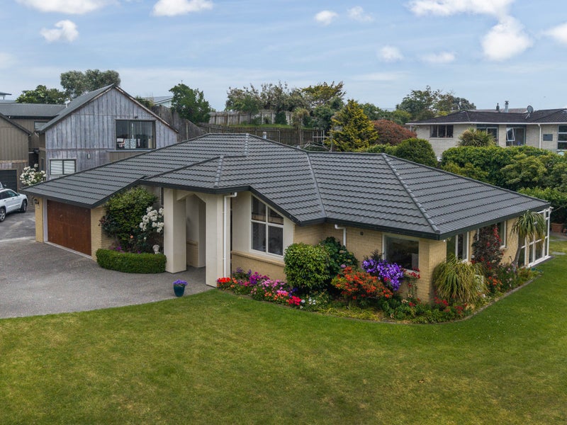 27 Avion Terrace, Raumati Beach, Paraparaumu - Carousel 1