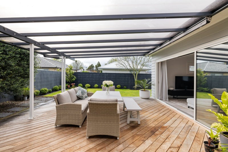 57 Brookfield Street, Hamilton East, Hamilton - Carousel 24