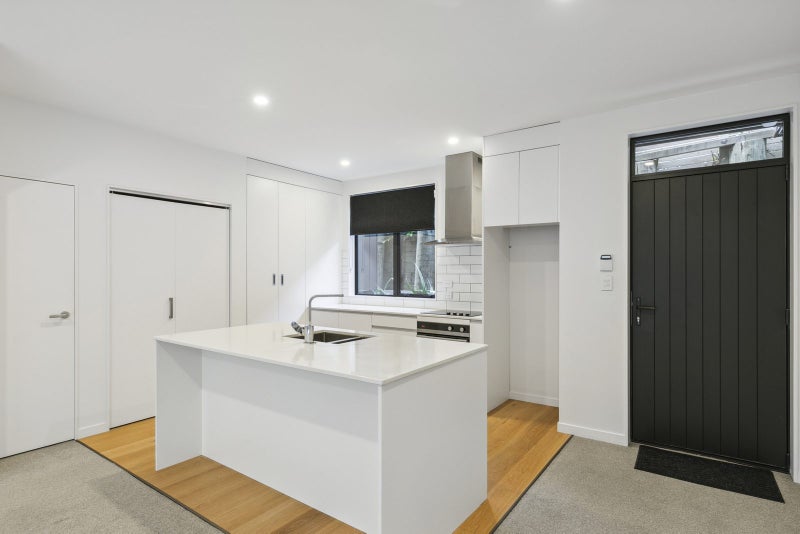 16/80 Seatoun Heights Road, Seatoun, Wellington - Carousel 2