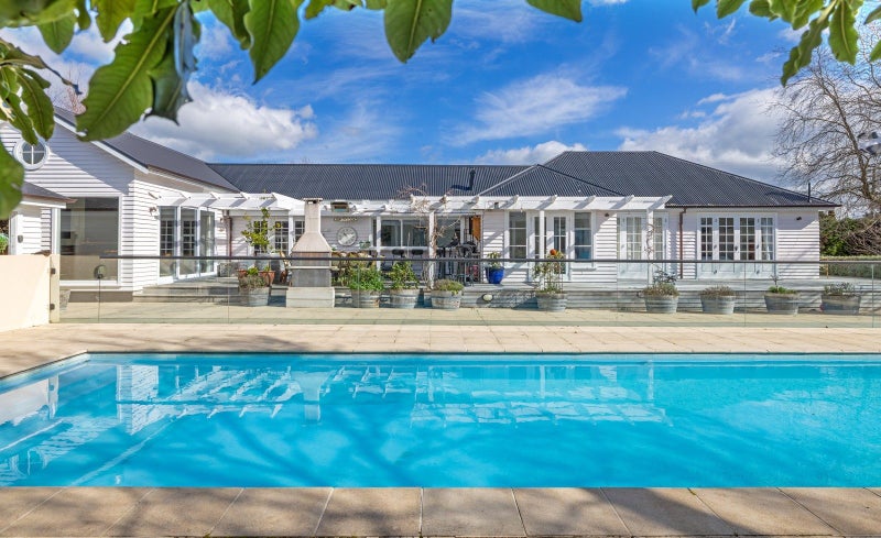 67 Naples Street, Martinborough - Carousel 1