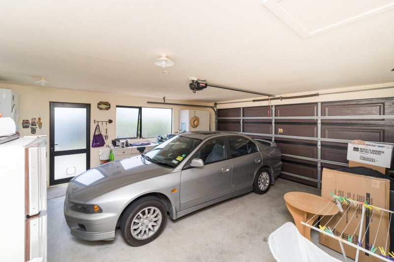 14 Jordan Way, Kelvin Grove, Palmerston North - Carousel 28