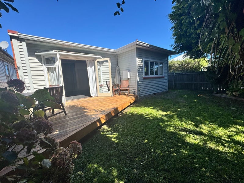 678A Gloucester Street, Linwood, Christchurch - Carousel 1
