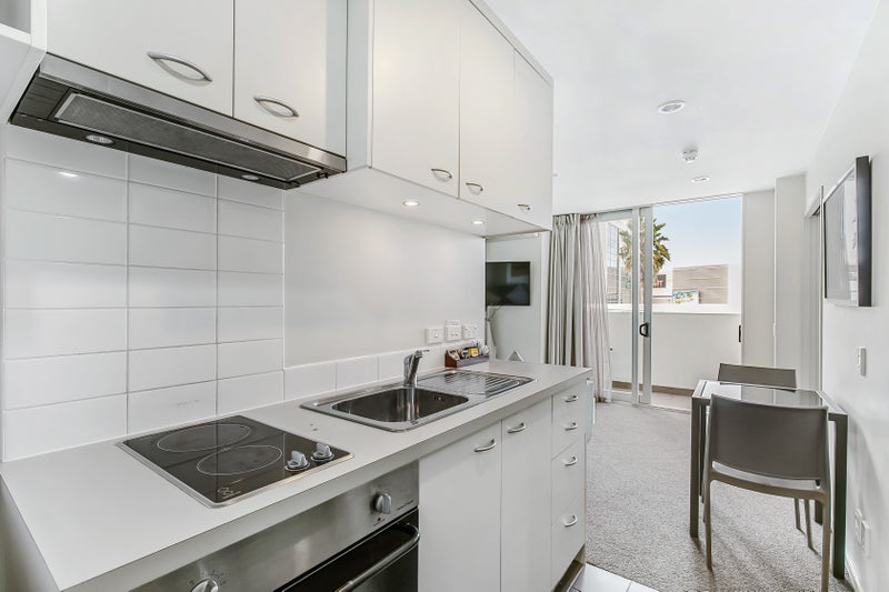 203/17 Osterley Way, MANUKAU, AUCKLAND - Carousel 2