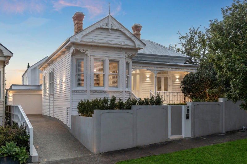 21 Leighton Street, Grey Lynn, Auckland - Carousel 2