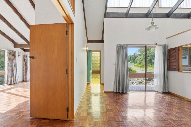 47 Parkes Avenue, Saint Johns Hill, Whanganui - Carousel 2