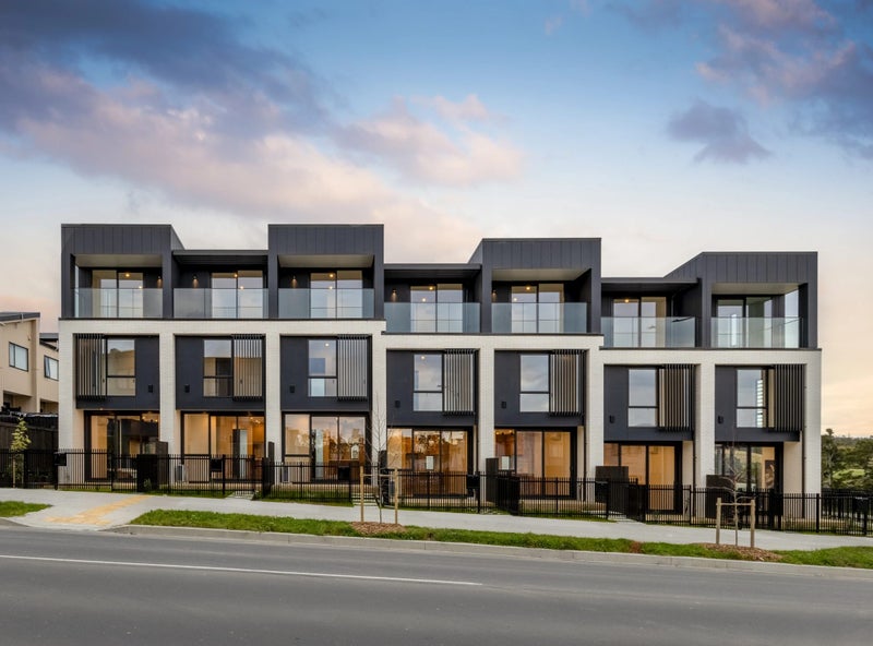 1/239 Flat Bush School Road, Flat Bush, Auckland - Carousel 2