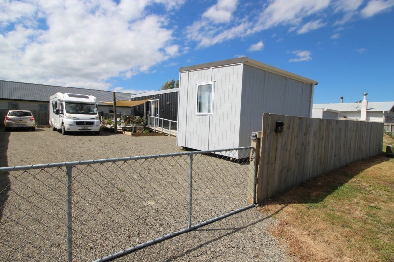 7 Bowen Street, Woodville - Carousel 18