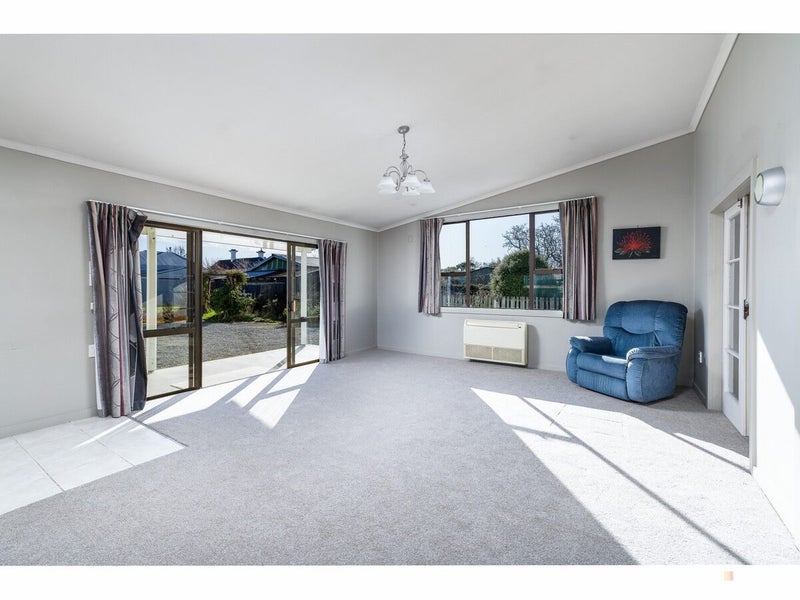 12 Harris Street, Waimate, Waimate - Carousel 2