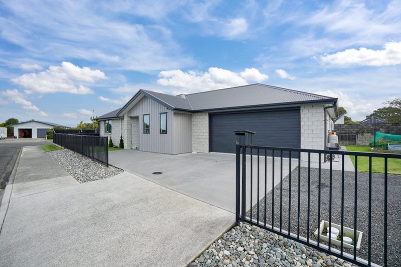 36 Kildare Court, Waikiwi, Invercargill - Carousel 1