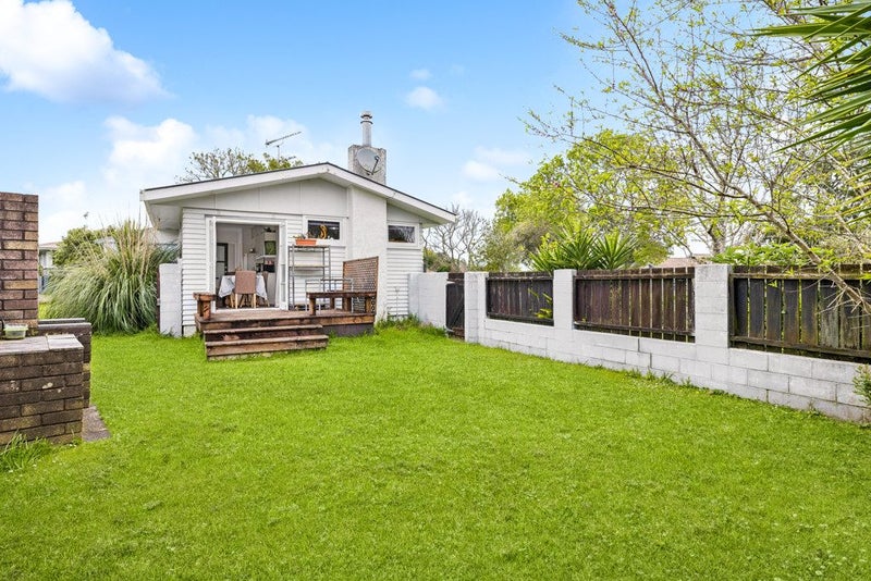 15 London Street, Pukekohe, Pukekohe - Carousel 1