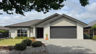 20 Mariposa Crescent, Aidanfield, Christchurch - Carousel 1