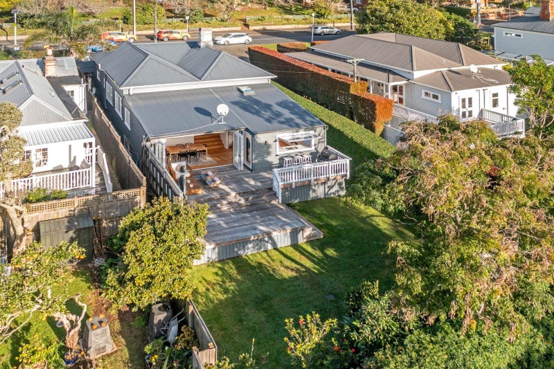 15 Albert Road, Devonport, Auckland - Carousel 1