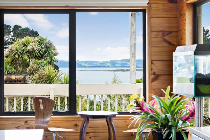18 Shelly Beach Road, Helensville - Carousel 1