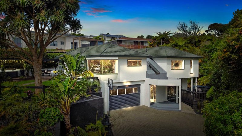 84 Dorset Avenue, Lynmouth, New Plymouth - Carousel 1
