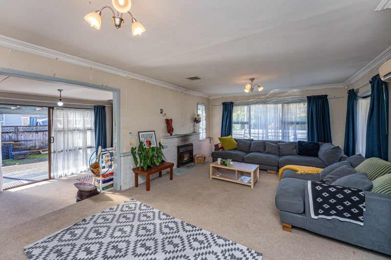 14 Wi Pere Street, Levin - Carousel 2