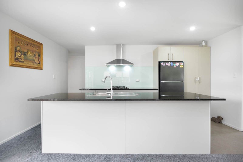 52 Popokatea Drive, Takanini, Auckland - Carousel 2