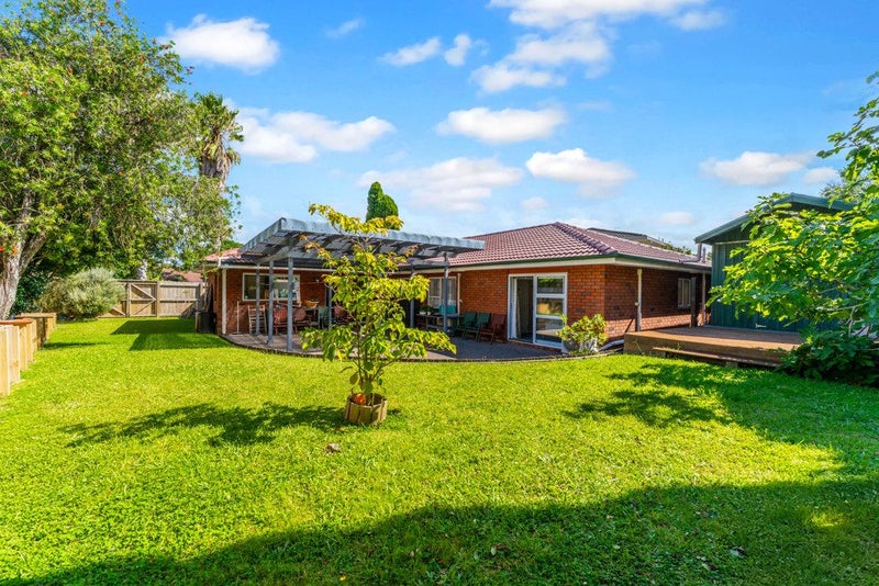 9 Keywella Drive, Conifer Grove, Takanini - Carousel 2