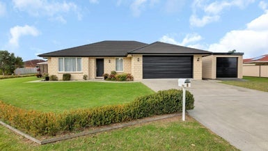 8 Flax Street, Ruakaka, Ruakaka - Carousel 1