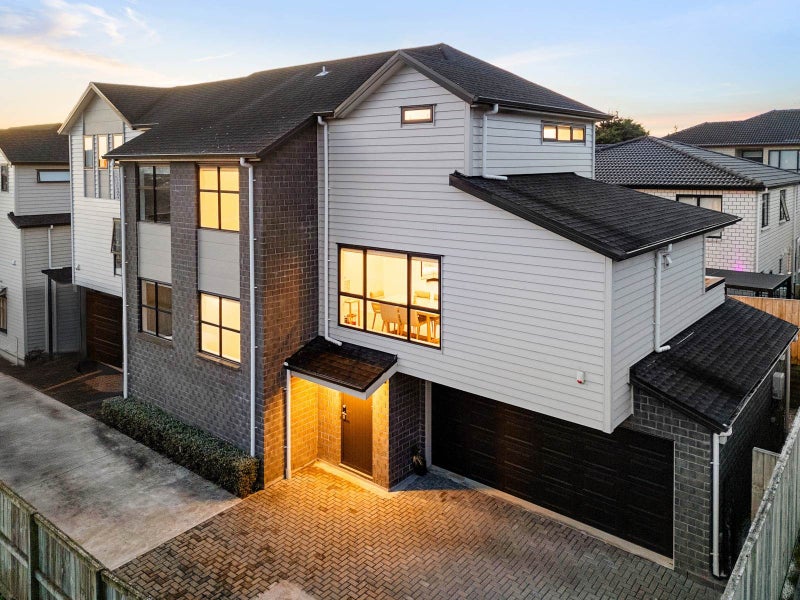 292D Blockhouse Bay Road, Avondale, Auckland - Carousel 1