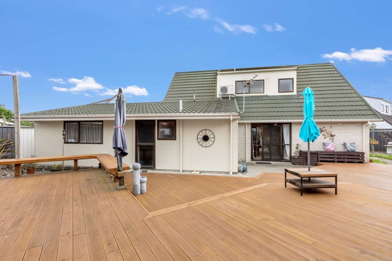 7 Charisma Court, Kelvin Grove, Palmerston North - Carousel 1