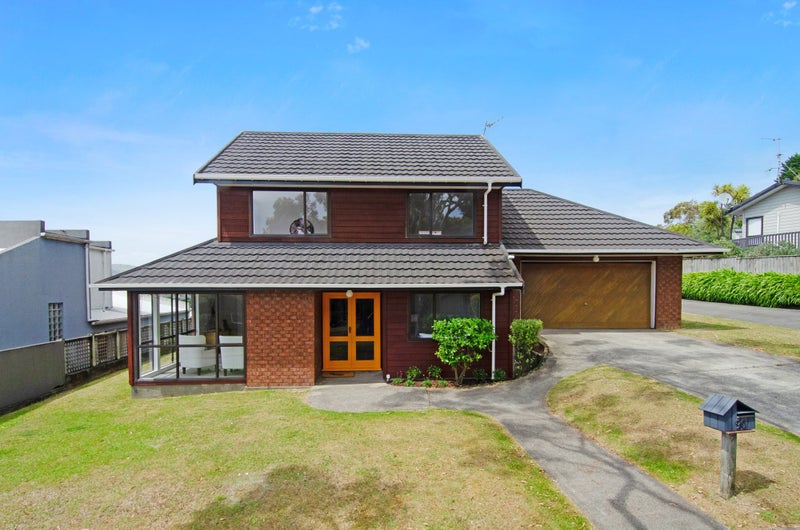 90 Ayton Drive, Whitby, Porirua - Carousel 18