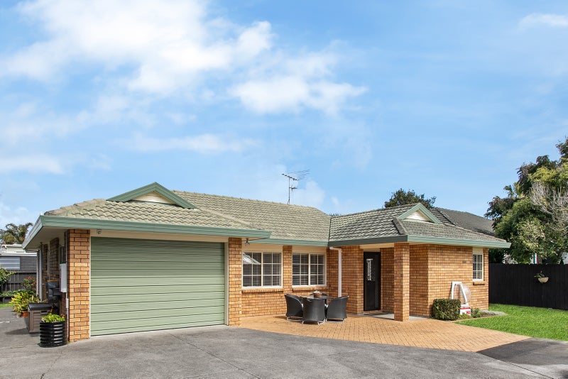 51A Great South Road, Papakura, Papakura - Carousel 1