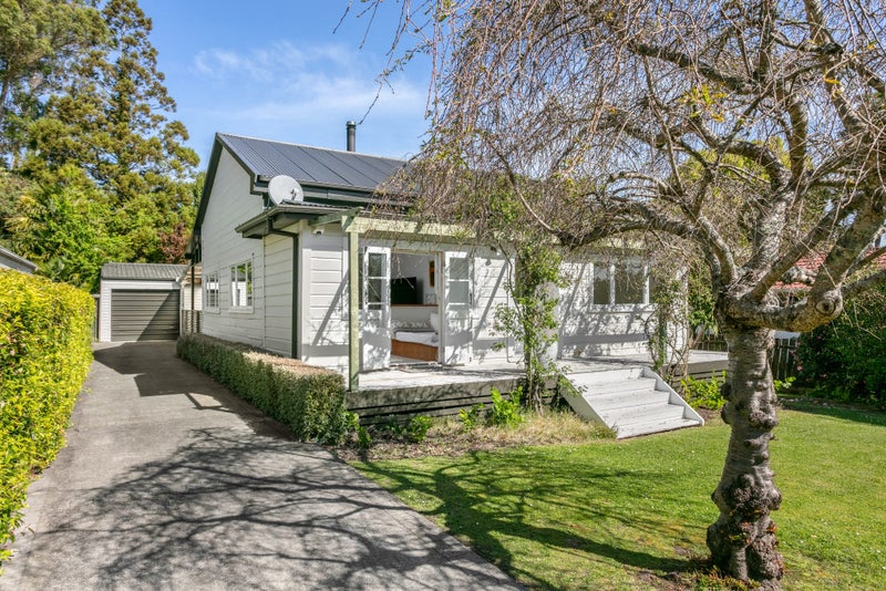181 Fox Street, Whataupoko, Gisborne - Carousel 1