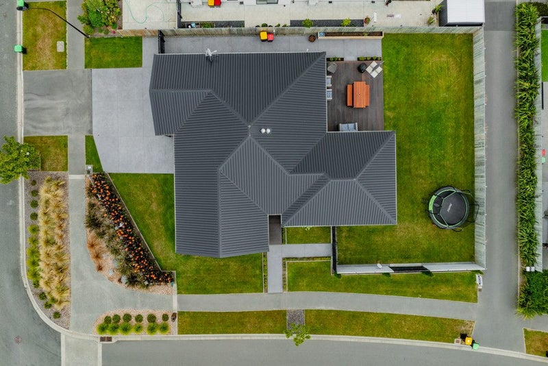 1 Hamlett Drive, Woodend, Woodend - Carousel 25