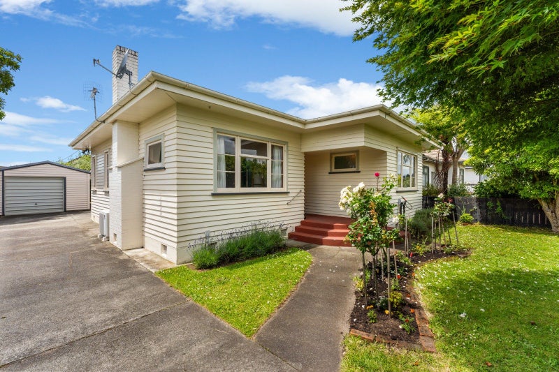 63 Brightwater Terrace, Terrace End, Palmerston North - Carousel 2