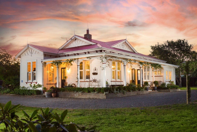 100 Revans Street, Featherston, Featherston - Carousel 1