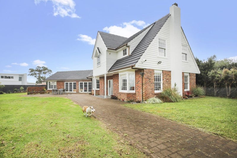 9 Acmena Lane, Pakuranga, Auckland - Carousel 2